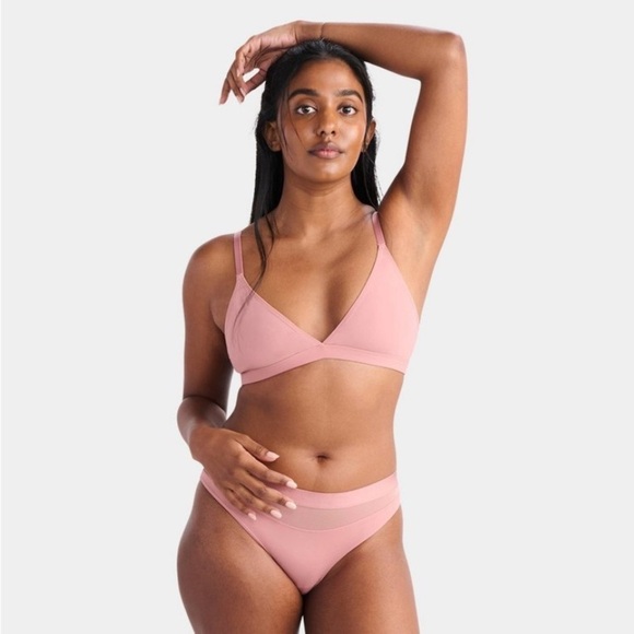 Parade Women's Re:Play Triangle Wireless
Bralette - Hot Honey XS new - Picture 1 of 5